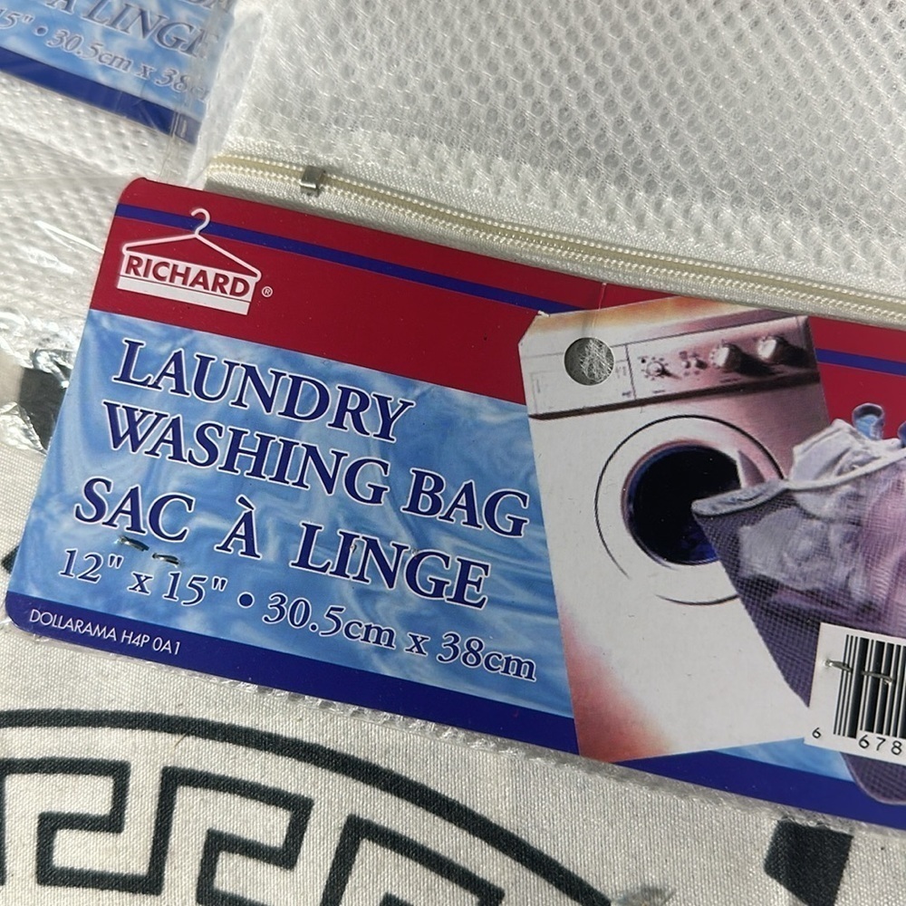 Bundle - Picture 2 of 3